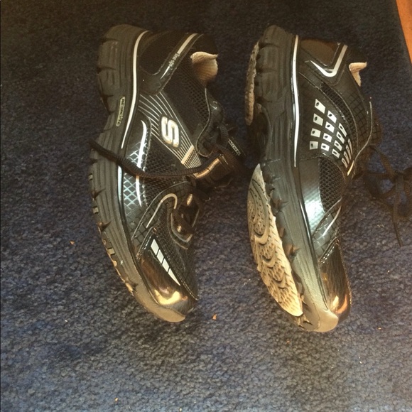 Skechers tone up fitness walking shoe - Picture 7 of 9